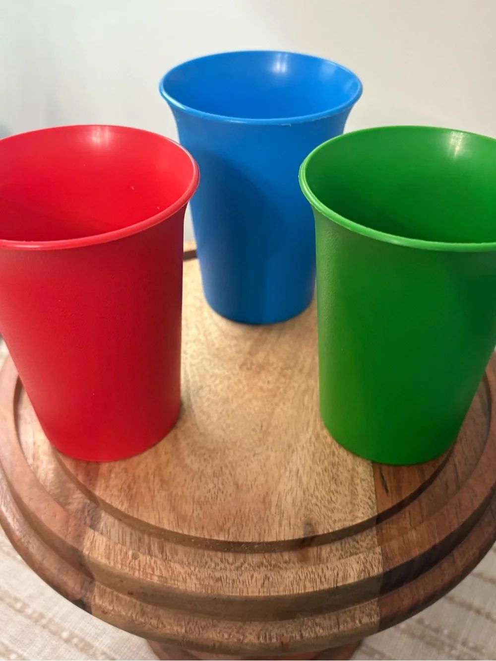 Vintage Tupperware Bell Tumblers Stackable 7 oz Cups #109 Set Of 3 Primary Color